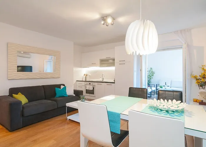 Apartment Akvarel